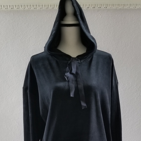 Max Studio Women’s Black Hooded Velour Pullover Plush Lounge Casual M - Picture 3 of 8